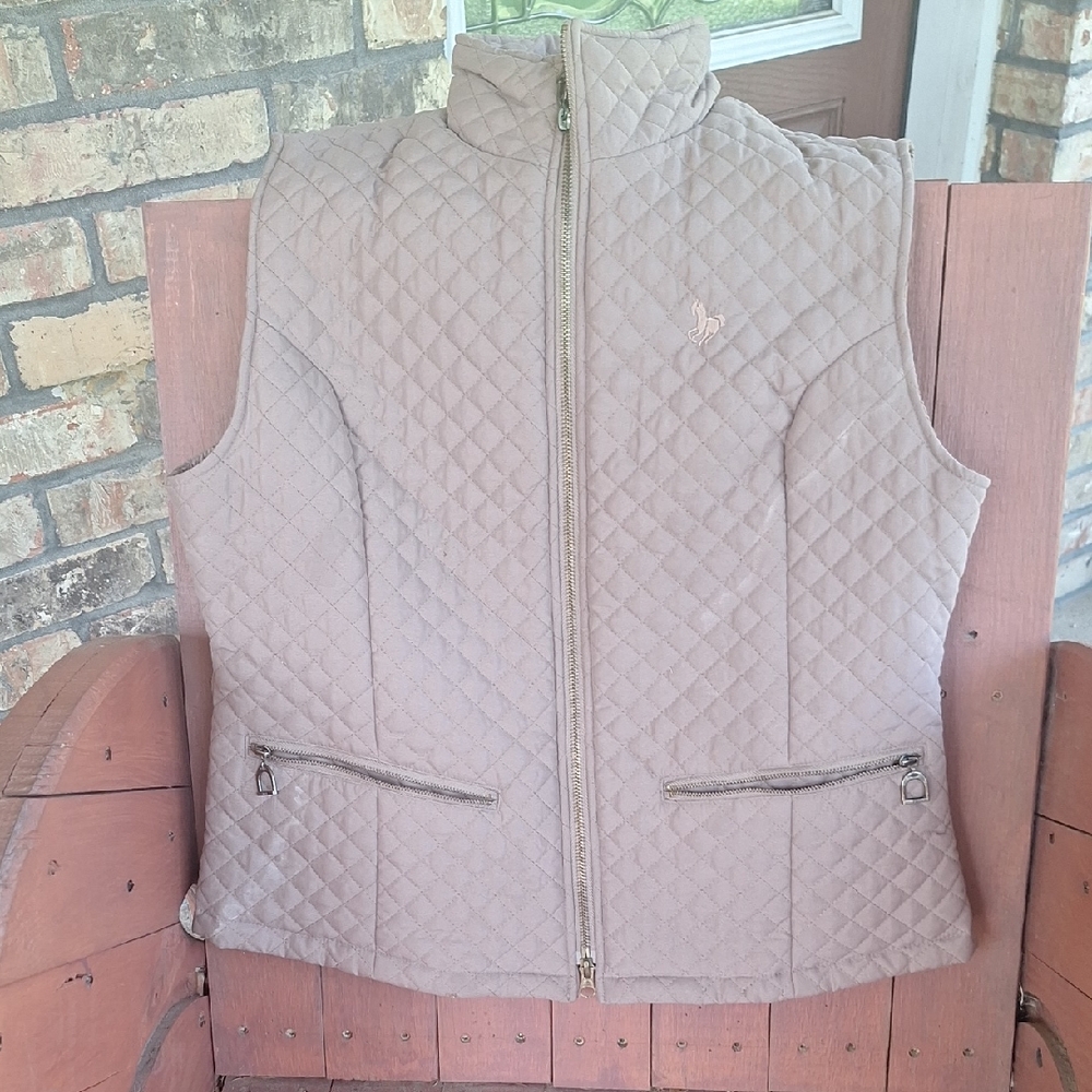 Elegant Women's Quilted Equestrian Riding Vest in Beige/Taupe